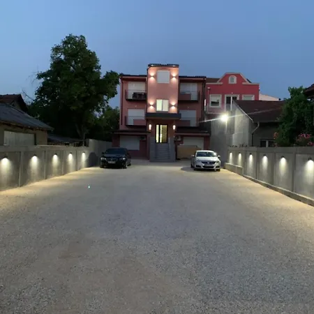 Pink Apartment *
